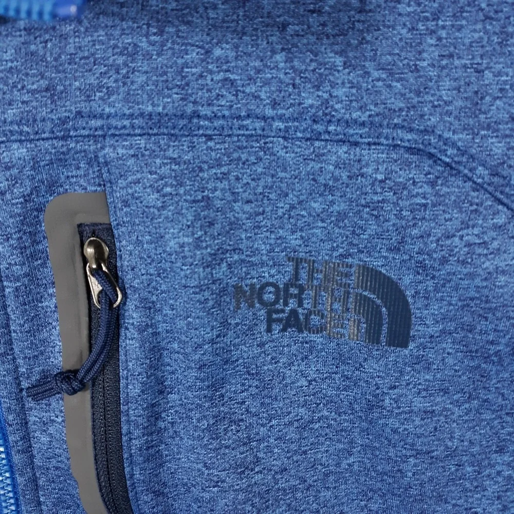 The North Face Sweater Mens Medium Blue Outdoor Travel Hiking 1/2 Half Zip